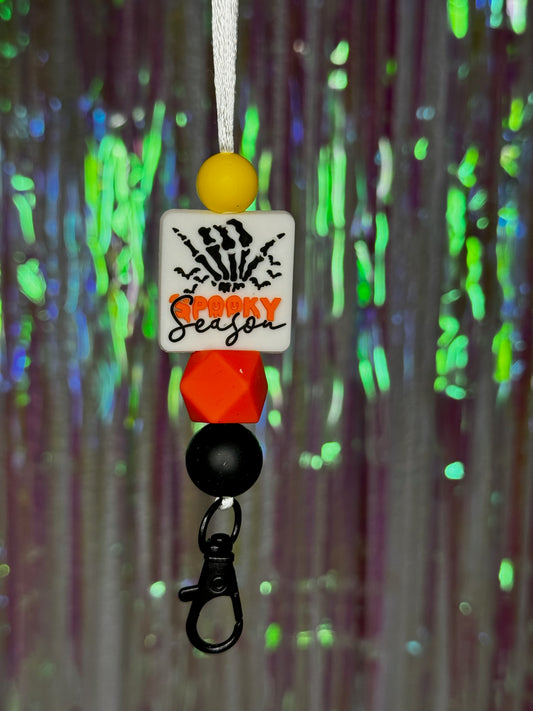 ..Spooky Season Hanger